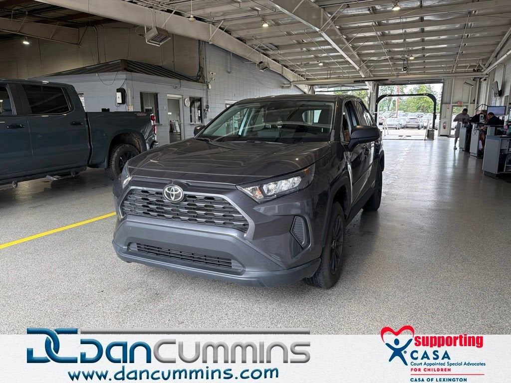 2022 Toyota RAV4 LE