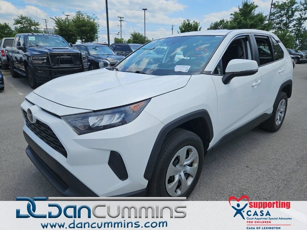 2022 Toyota RAV4 LE