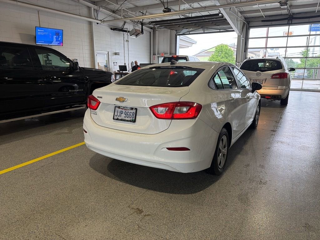 2017 Chevrolet Cruze LS