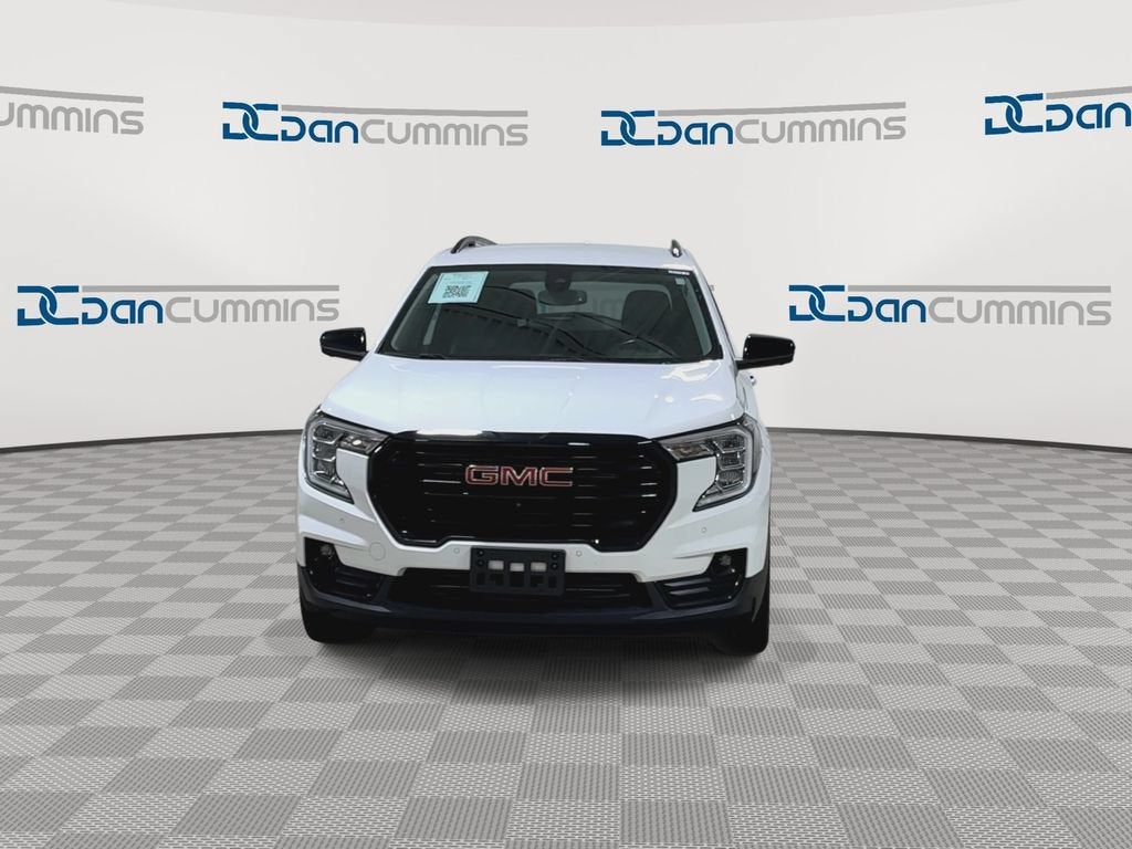 2022 GMC Terrain SLT
