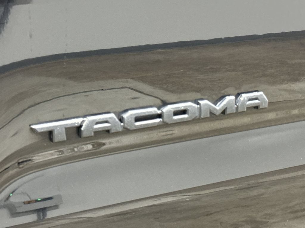 2021 Toyota Tacoma 2WD SR5