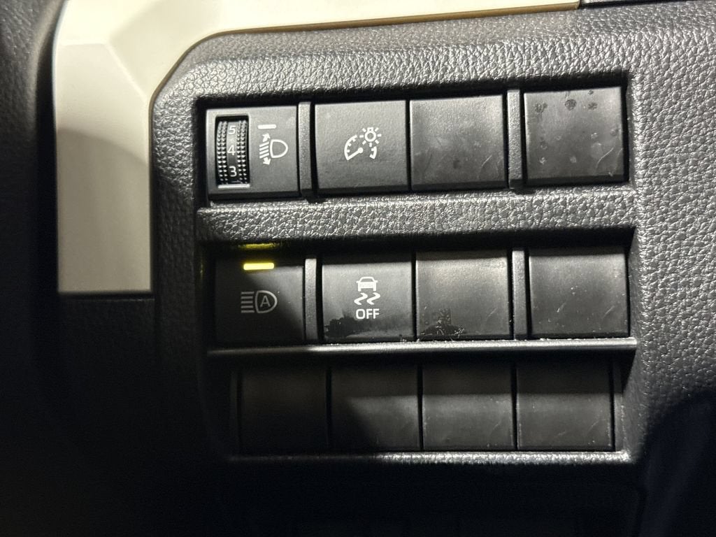 2024 Toyota Tacoma 4WD SR5