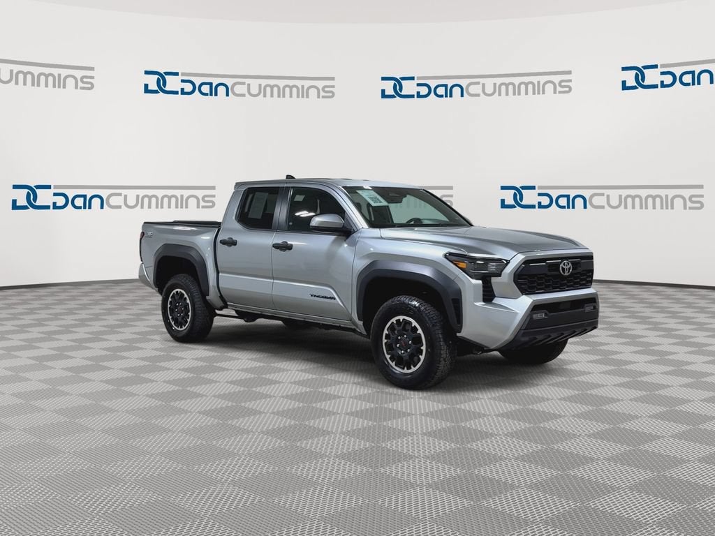 2024 Toyota Tacoma 4WD SR5