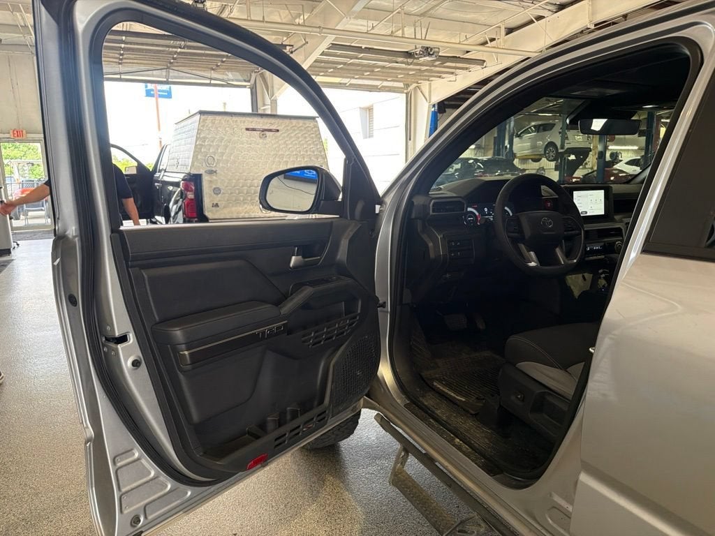 2025 Toyota Tacoma 4WD SR