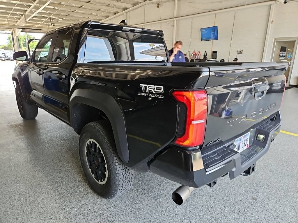 2024 Toyota Tacoma 4WD SR5