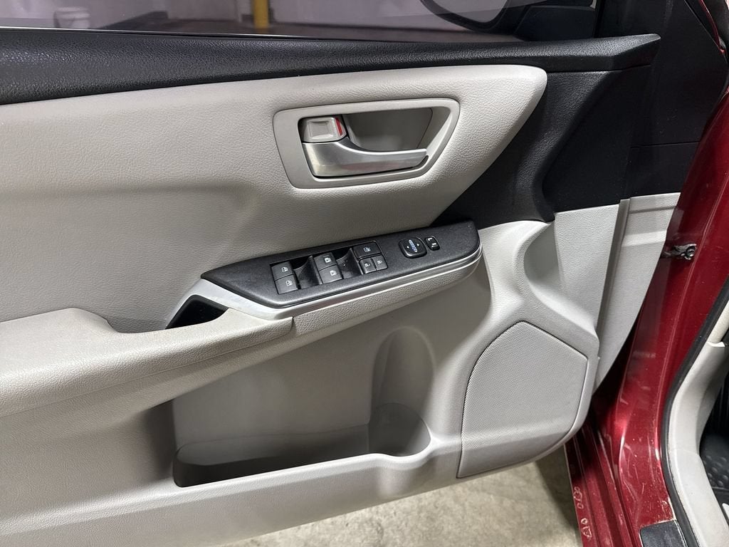 2017 Toyota Camry XLE