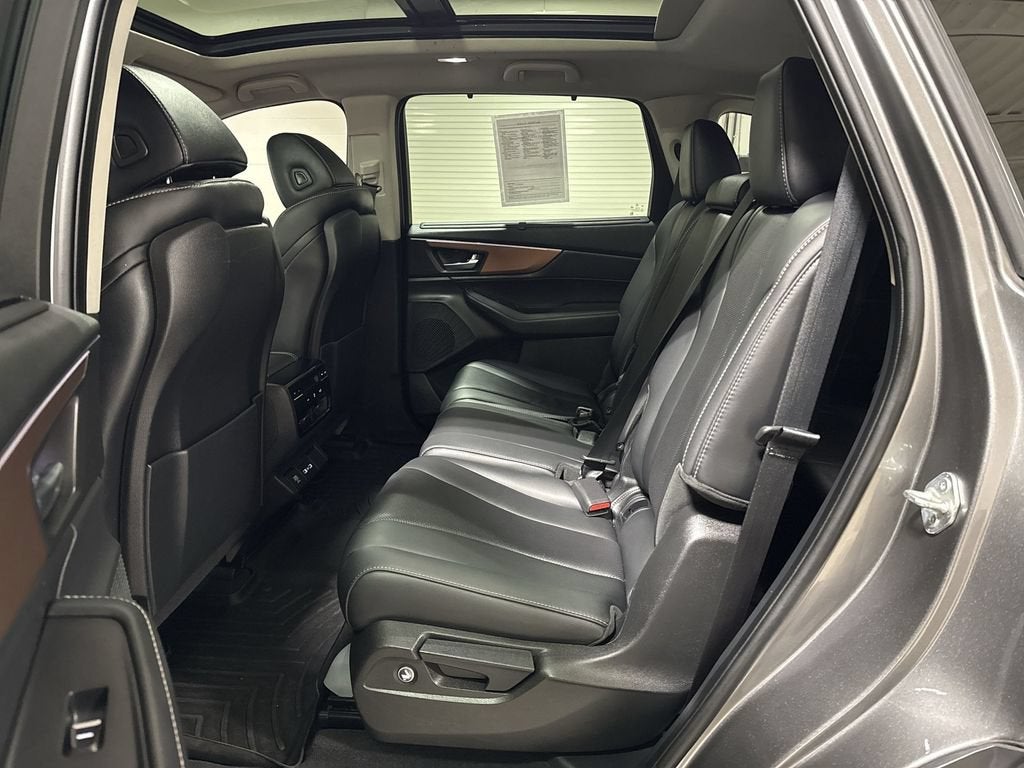 2022 Acura MDX w/Technology Package