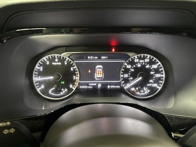 2025 Nissan Pathfinder SV