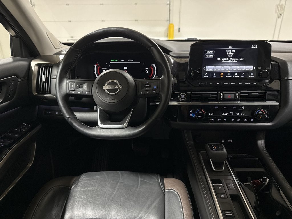 2023 Nissan Pathfinder Platinum