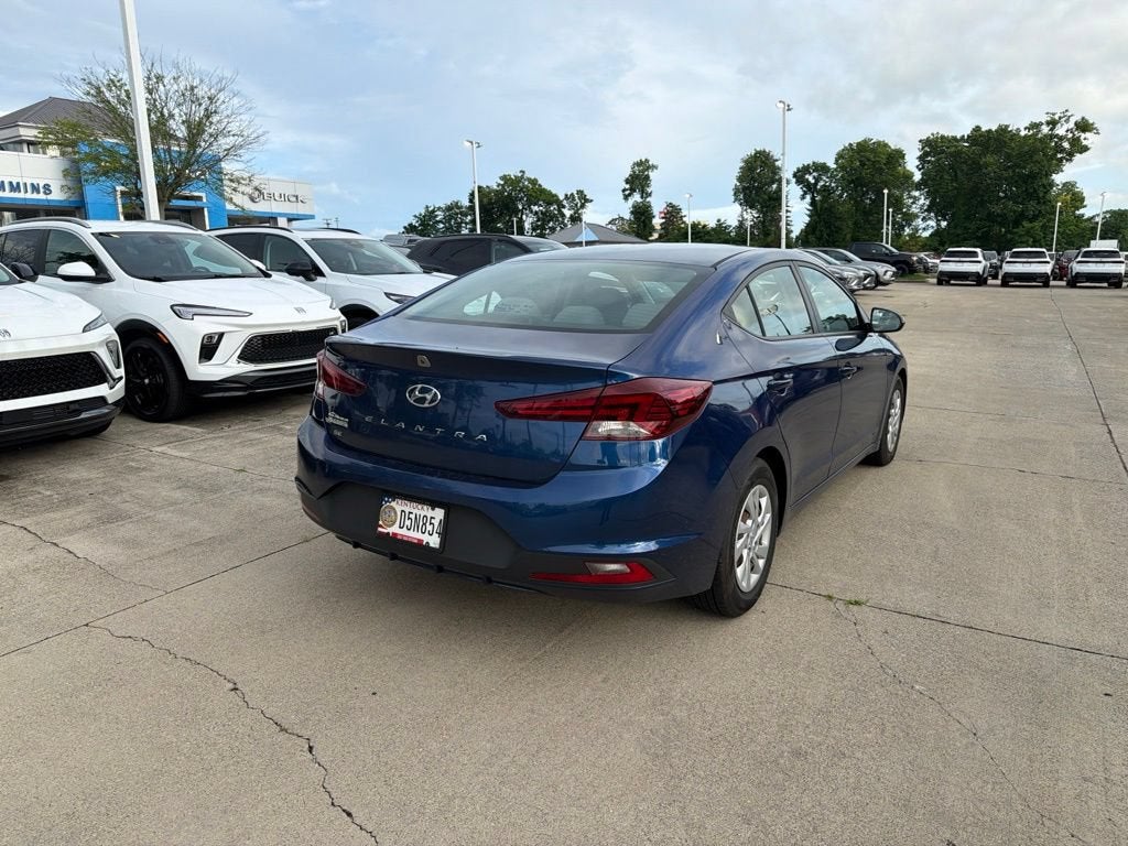 2020 Hyundai Elantra SE
