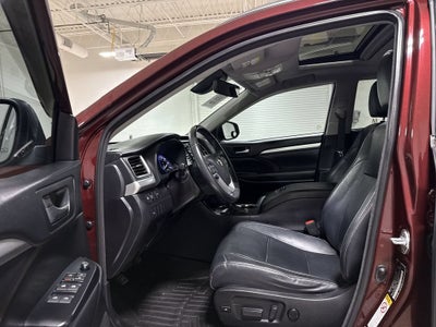 2018 Toyota Highlander SE