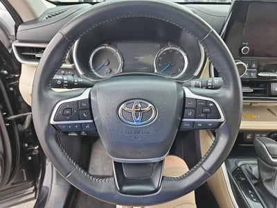 2024 Toyota Highlander Hybrid XLE