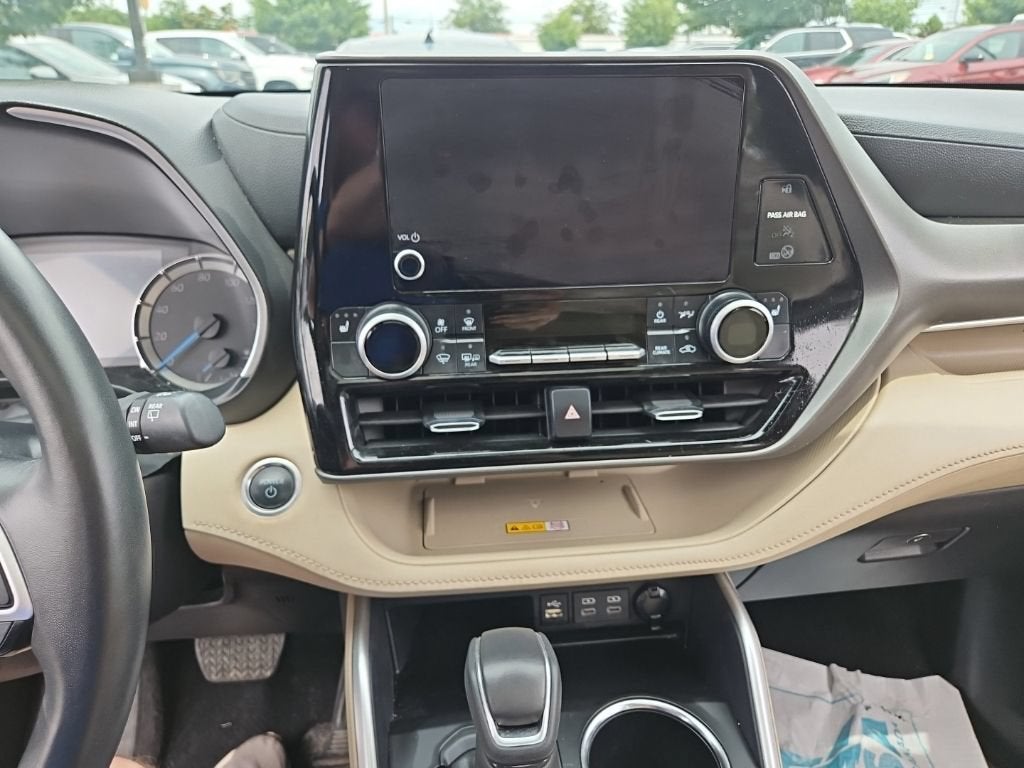 2024 Toyota Highlander Hybrid XLE