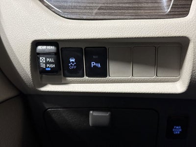 2018 Toyota Sienna XLE Auto Access Seat
