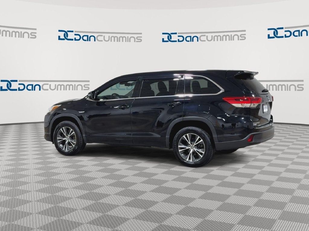 2018 Toyota Highlander LE