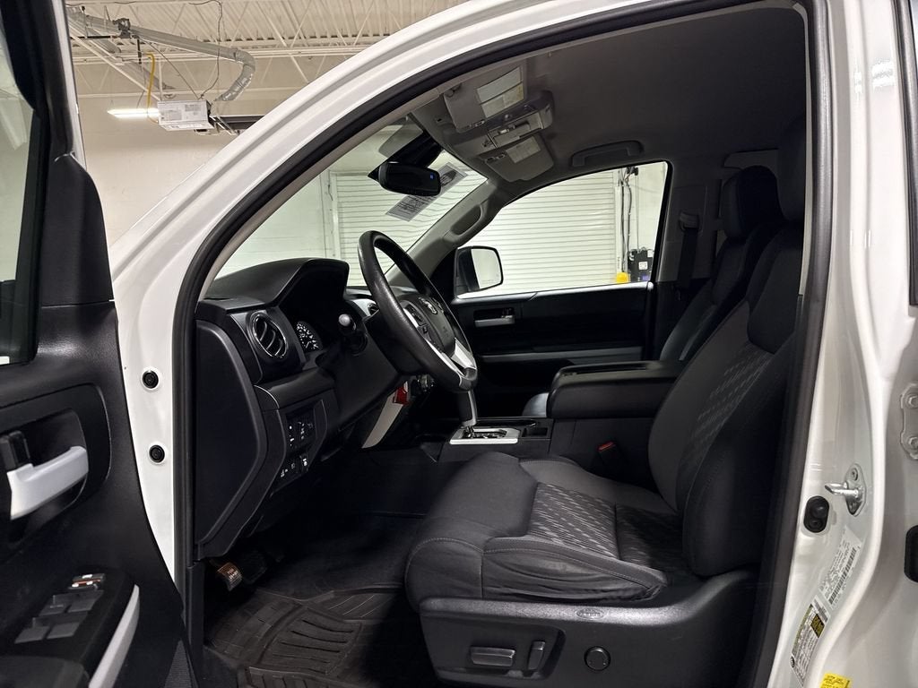 2021 Toyota Tundra 4WD SR5