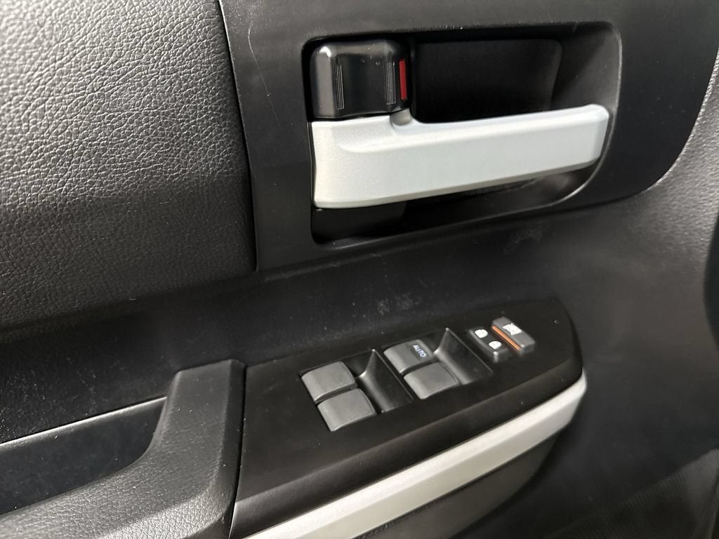 2021 Toyota Tundra 4WD SR5