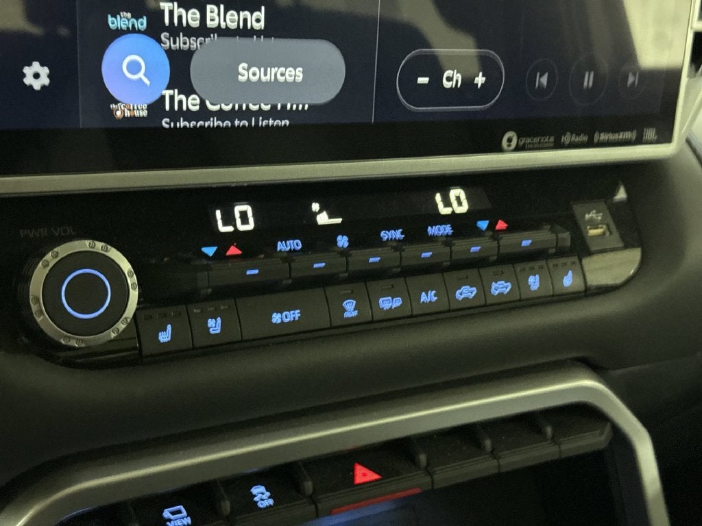 2023 Toyota Tundra 4WD Platinum