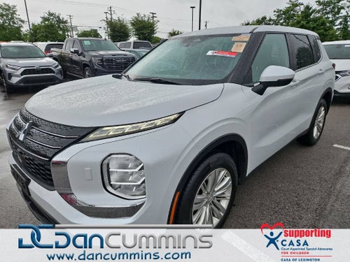 2024 Mitsubishi Outlander ES