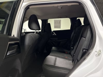 2024 Mitsubishi Outlander ES