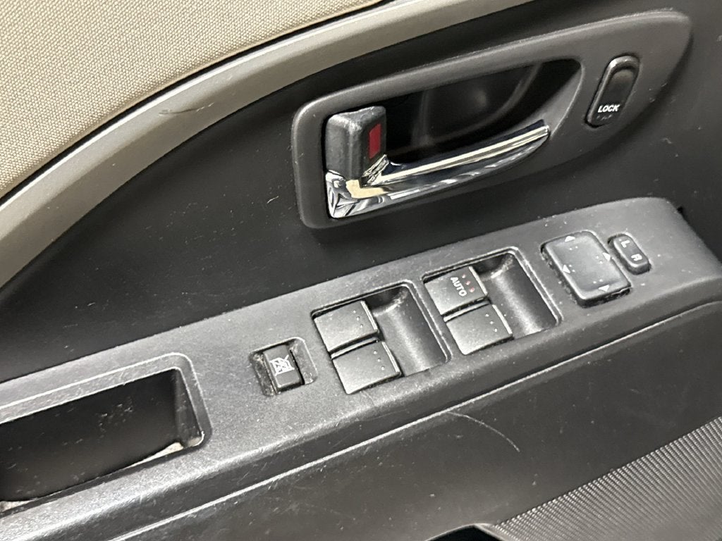 2012 Mazda Mazda5 Sport