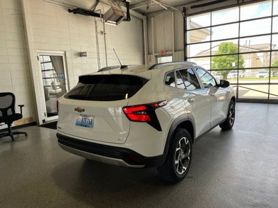 2025 Chevrolet Trax LT