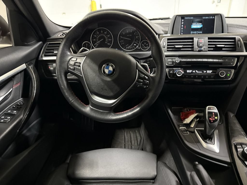 2018 BMW 3 Series 330i xDrive