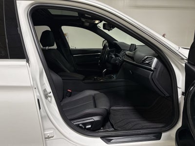 2018 BMW 3 Series 330i xDrive