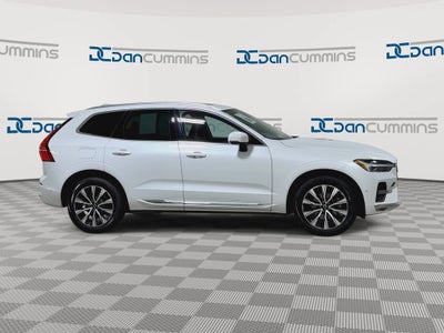 2023 Volvo XC60 Plus Bright Theme